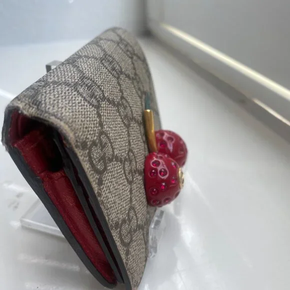 GUCCI GG Supreme Monogram Cherry Embellished Card Case Wallet Hibiscus Red - Picture 7 of 13
